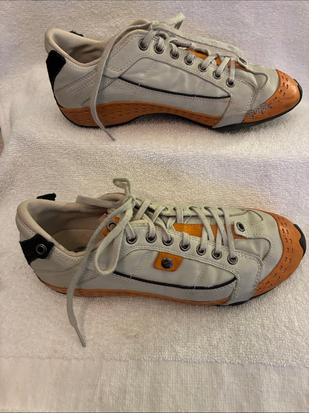 Diesel Unisex Casual Lace-Up Sneakers in White and Tan-Vintage, Y2K, Gorpcore